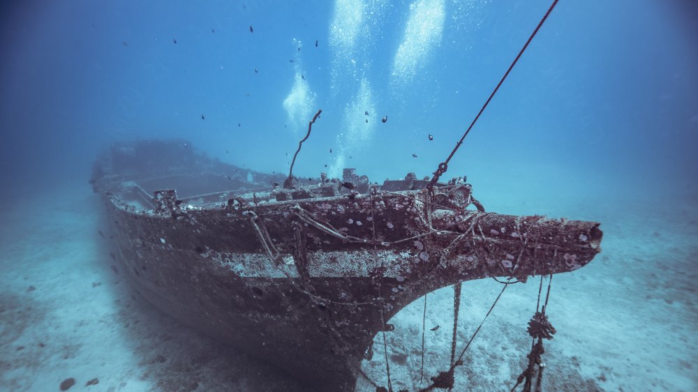 shipwreck