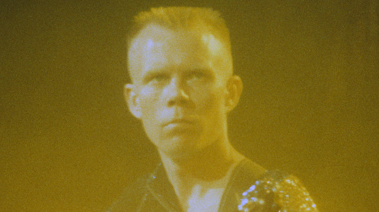 Vince Clarke playing with Erasure in 1990