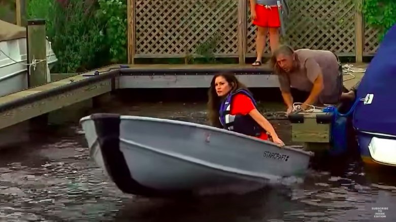 Inside Edition's Flex Tape Boat