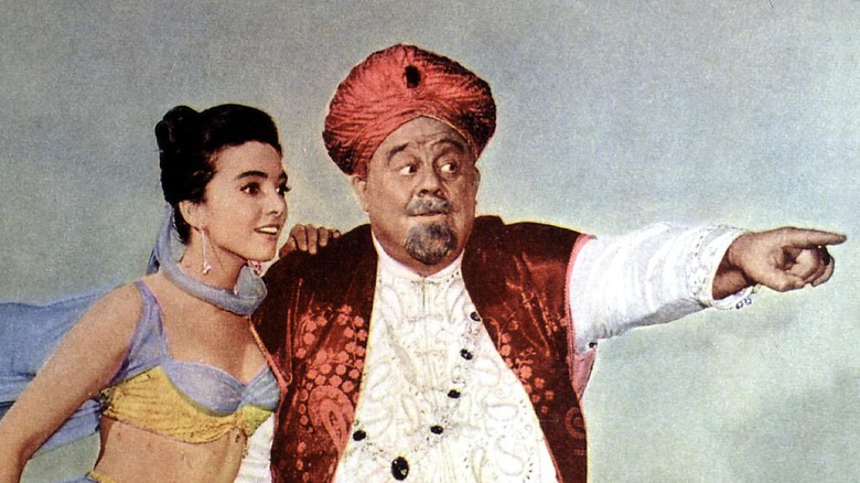 Burl Ives points off-screen