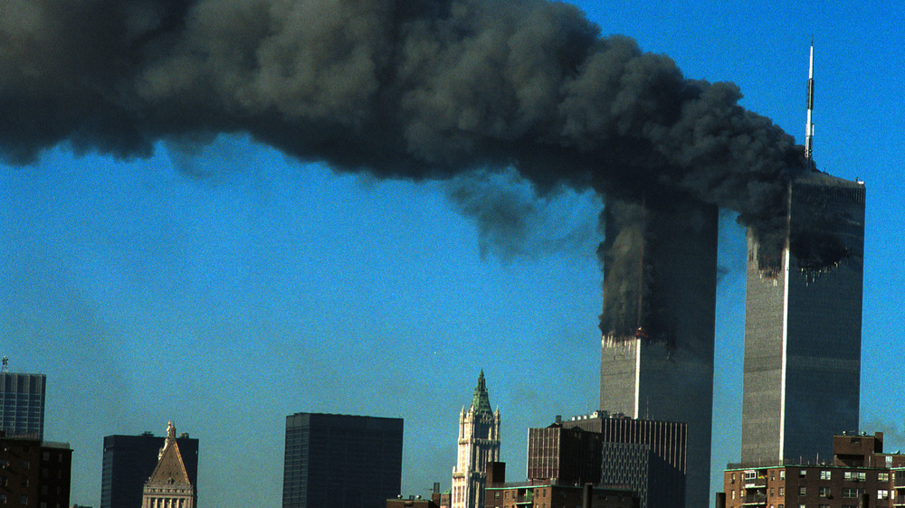 9/11 attack with smoke from the twin towers