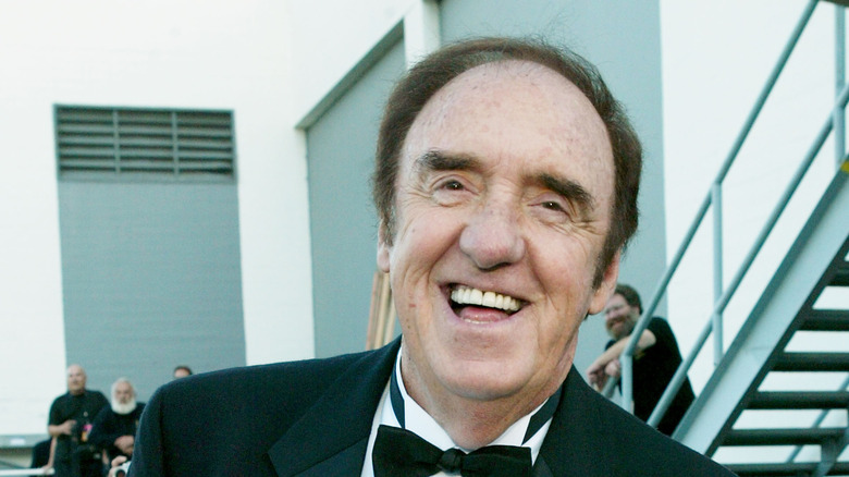 Jim Nabors grinning