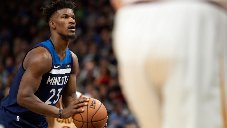 Jimmy Butler Minnesota jersey free throw
