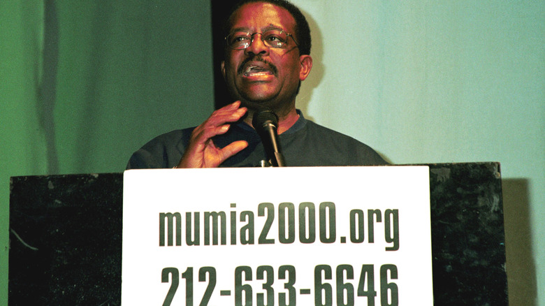 Johnnie Cochran speaking