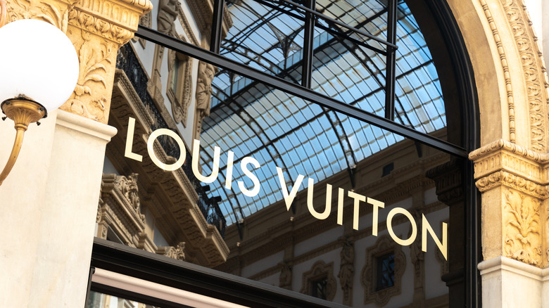 Louis Vuitton Storefront