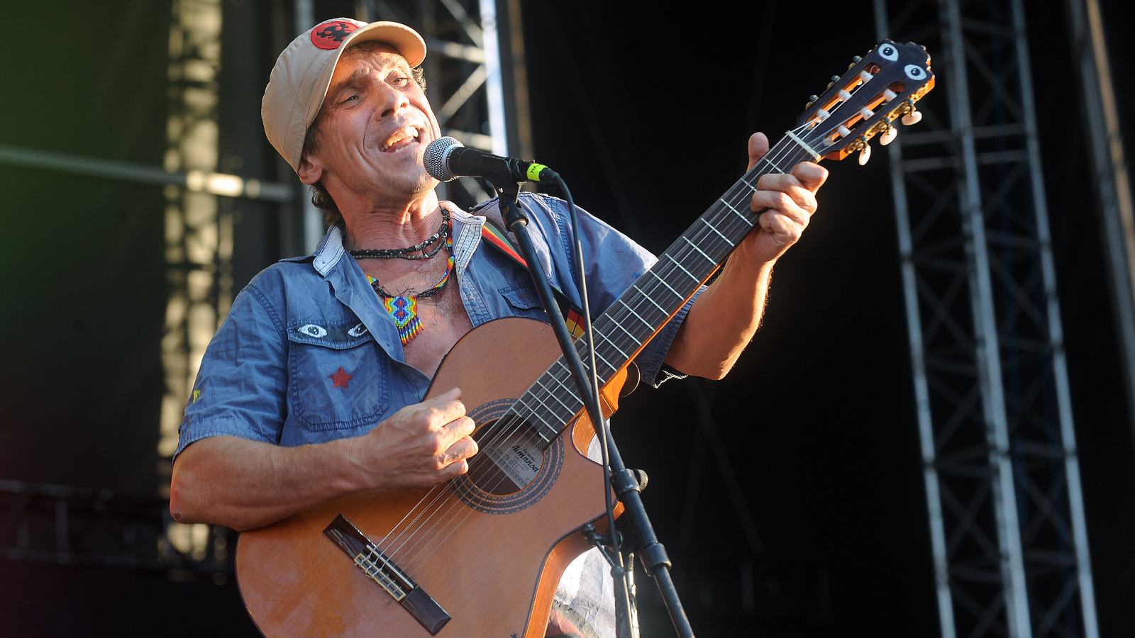 The Untold Truth Of Manu Chao – Grunge
