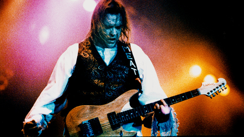 meat loaf performing on stage