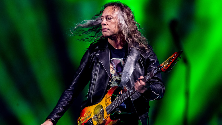 Kirk Hammett playing guitar