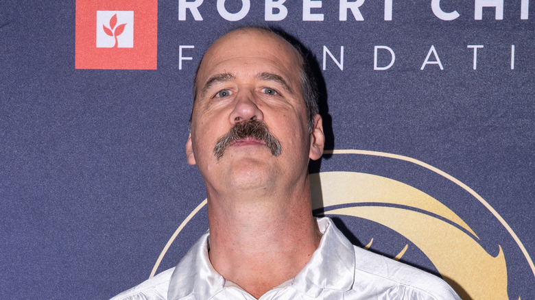 Krist Novoselic looking down