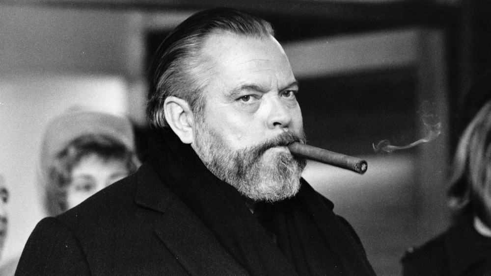  Orson Welles with cigar