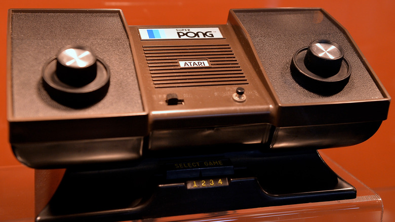 Super pong console