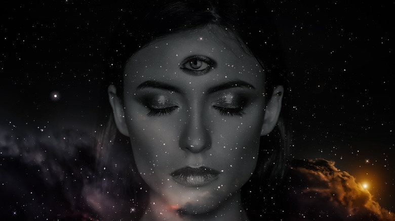 woman with third eye