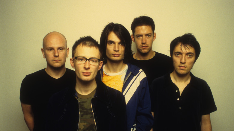 Radiohead posing