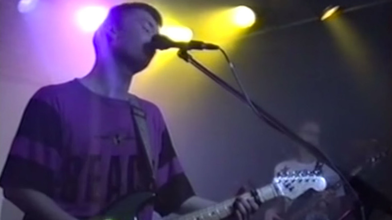 Thom Yorke playing with Headless Chickens