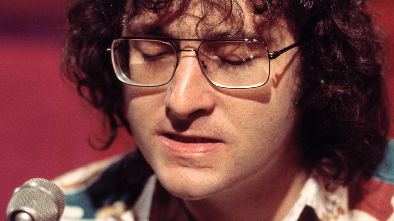 Randy Newman singing 1970s