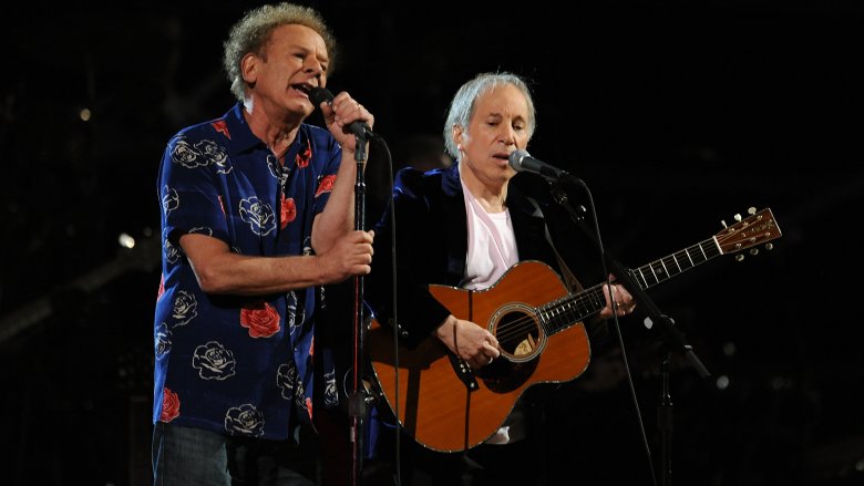 Simon and Garfunkel singing