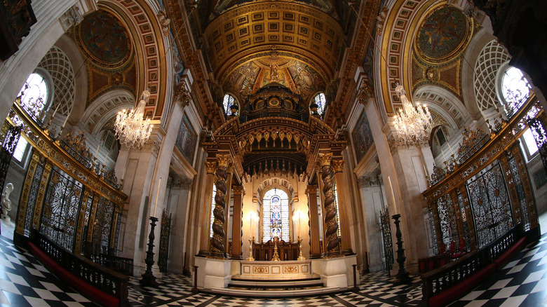st paul's cathedral altar