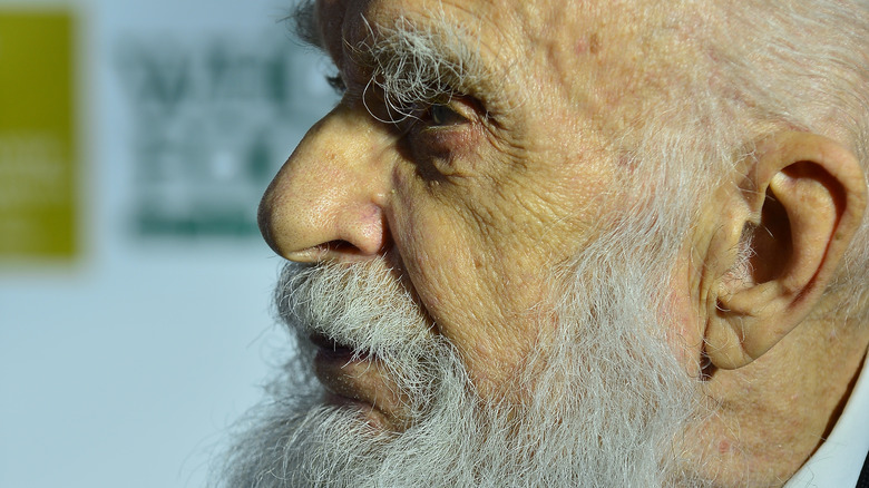 Randi in his 80s profile