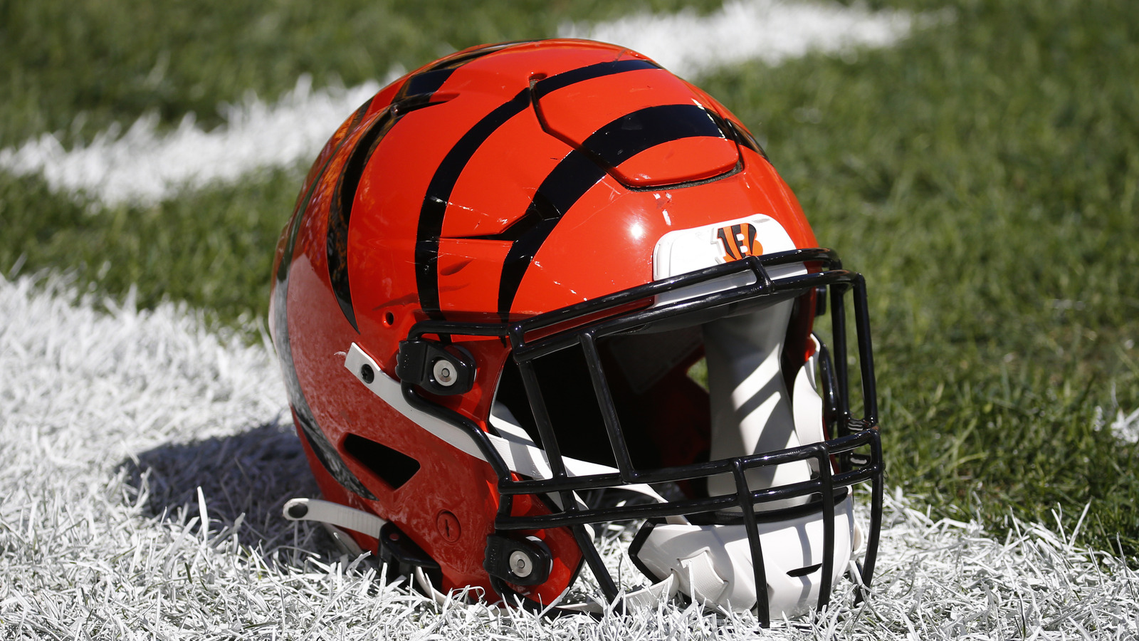 1970s bengals helmet