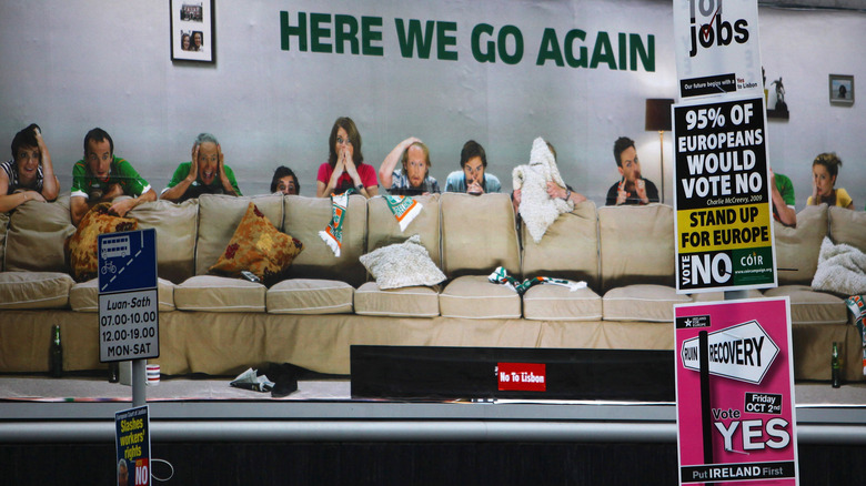 Lisbon Treaty referendum campaign materials in Ireland