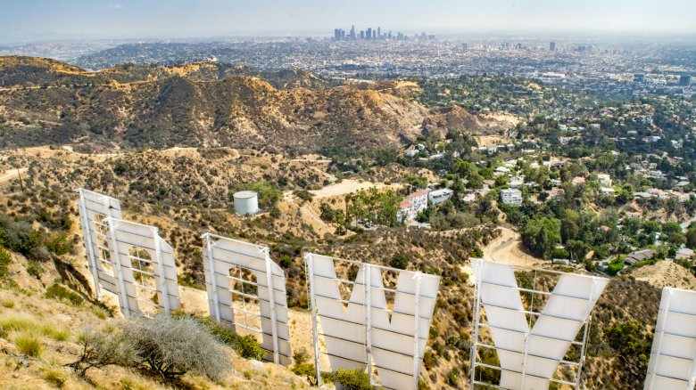 hollywood sign