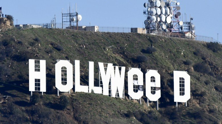 hollywood sign hollyweed