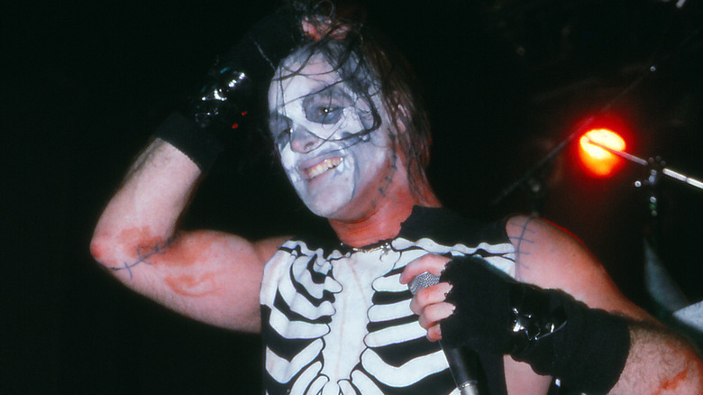 The Misfits Michale Graves smiling while on stage in 1996