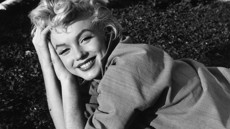 Marilyn Monroe smiling and posing