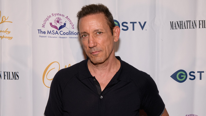 Jimmy Chamberlin posing on the red carpet