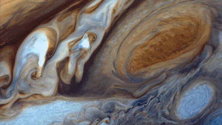 Voyager 1 jupiter close-up