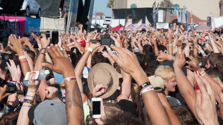 Vans Warped Tour crowd