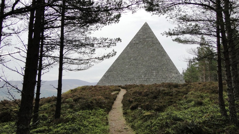 the prince albert cairn