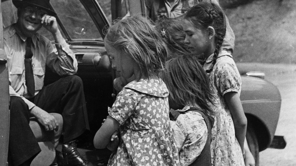 Family in 1930s United States