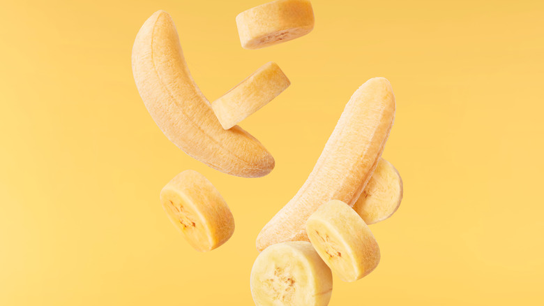 Bananas 