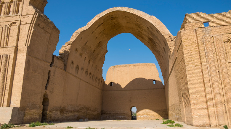 Ctesiphon arch