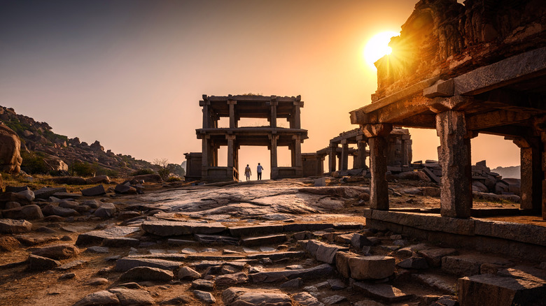 Vijayanagar hampi ruins
