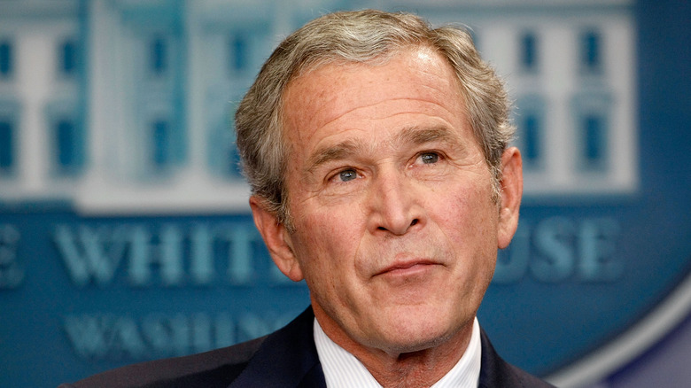 George Bush holds news conference