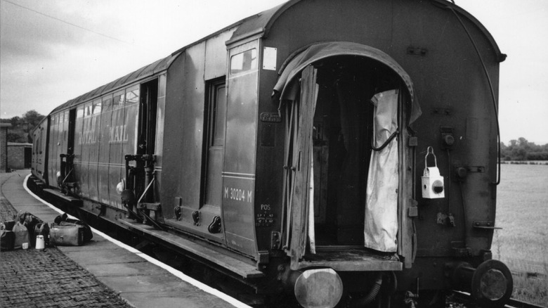 the great train robbery cars