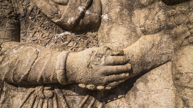 Handshake with God, Turkish sculpture 