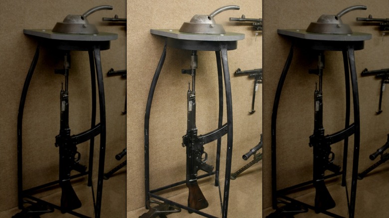 Krummlauf outfitted for firing from tank, in museum display