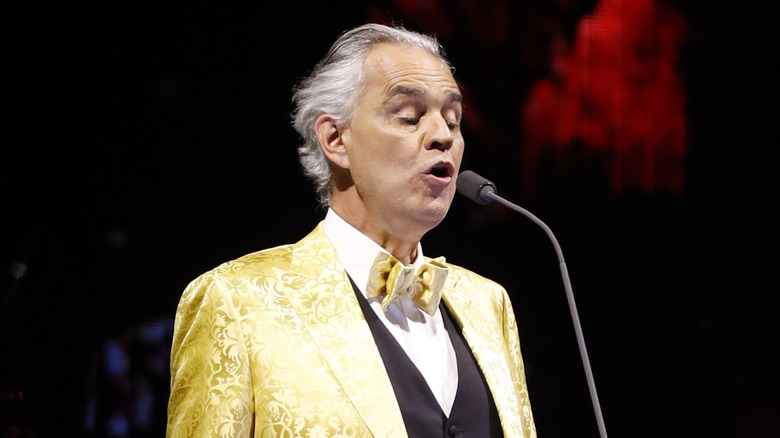 Andrea Bocelli singing