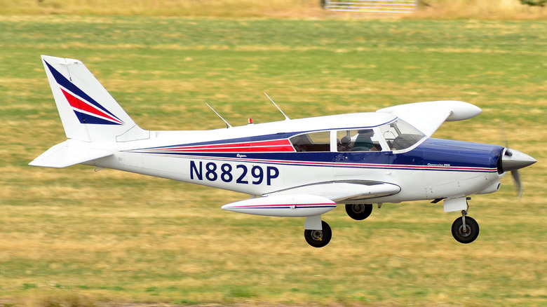 Piper PA-24 Comanche flying