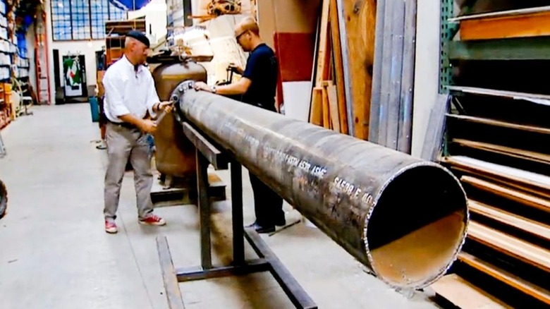 Screenshot of Adam and Jamie preparing air cannon on Mythbusters chicken gun episode