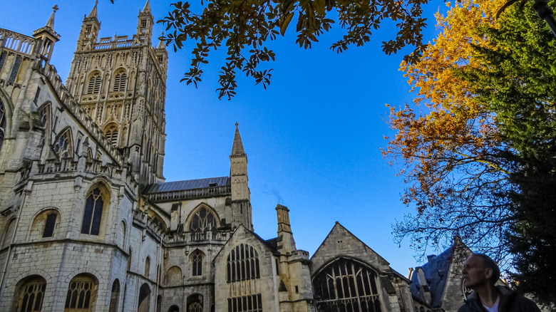 Partial photo of Gloucester Cathedral