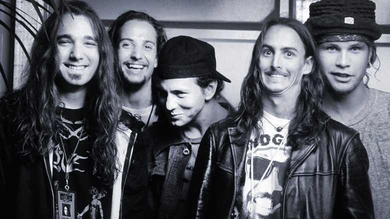 early pearl jam from the 1990s