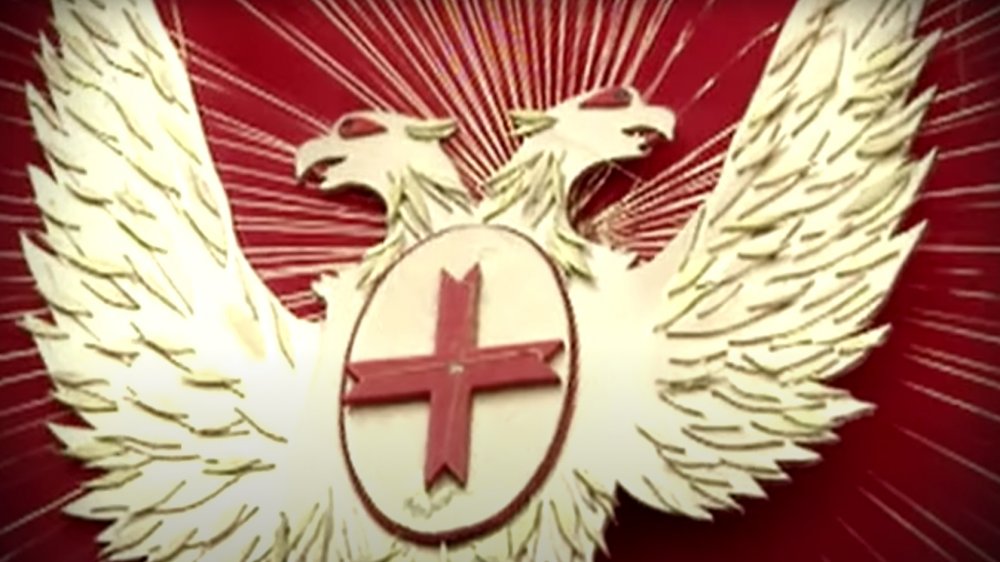 The temple's crest