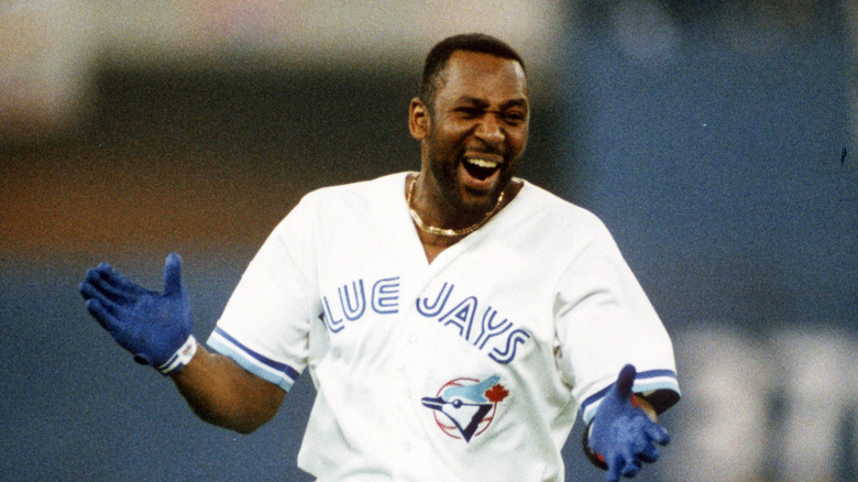 Joe Carter celebrating