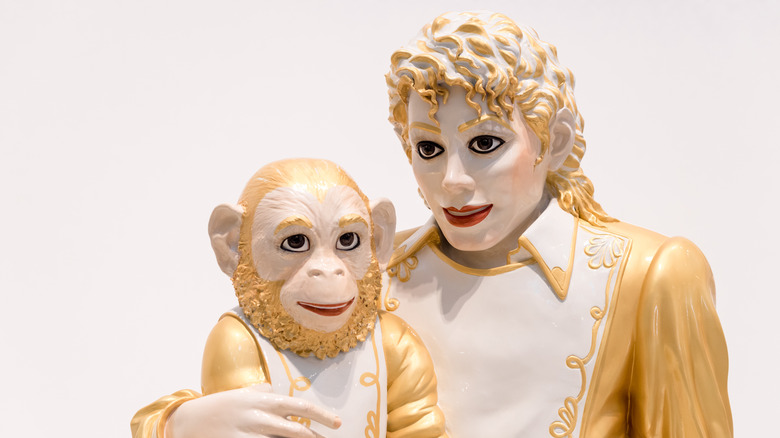 Jeff Koons statue Michael Jackson Bubbles