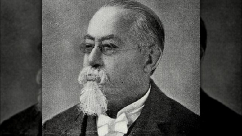 Cesare Lombroso posing for portrait