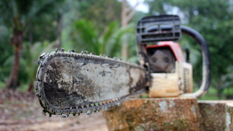 chainsaw
